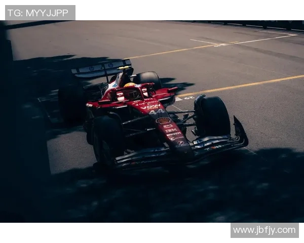 摩纳哥大奖赛的魅力与挑战:赛车运动中的奢华与速度之巅 摩纳哥大奖赛的魅力与挑战:赛车运动中的奢华与速度之巅