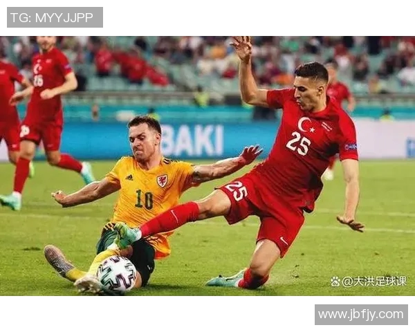 俄罗斯与土耳其在欧国联的激烈对决引发的战术分析与球员表现探讨