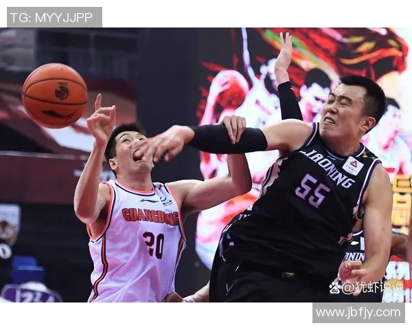 CBA福建与天津激烈对抗引发冲突赛场局势紧张球迷反应热烈